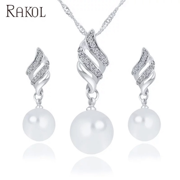 Jewelry set - Picture 3 of 5